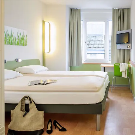 ホテル Ibis Budget Centre Gare 2*